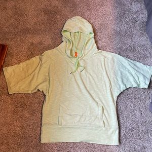 Lucy women’s small shortsleeved lightweight hoodie pullover, lime green